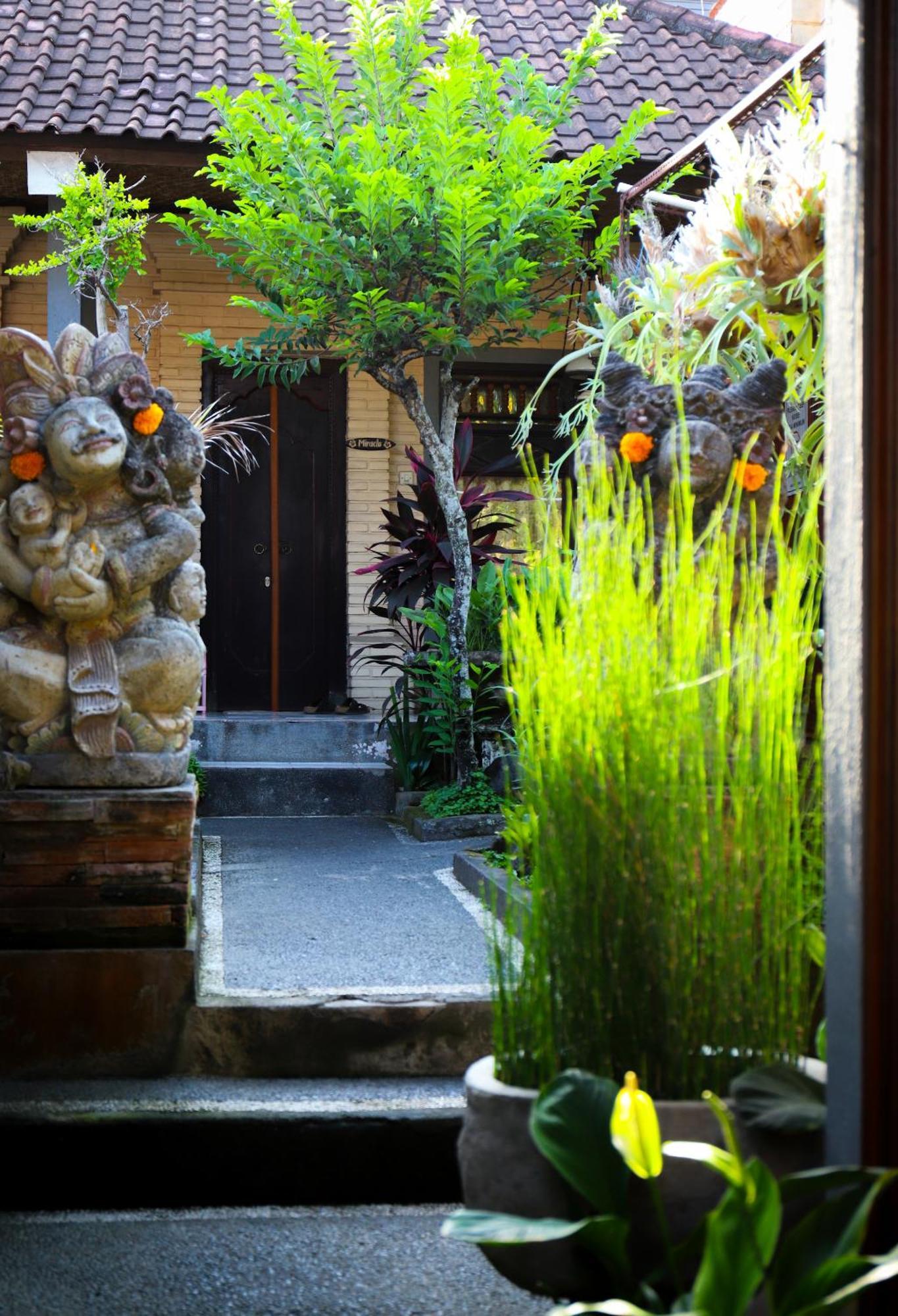 Ostello The Wayan House Ubud Esterno foto